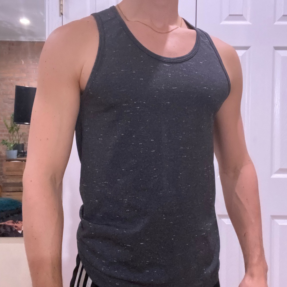 Lululemon metal vent tech tank